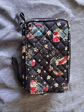 Vera Bradley Quilted Navy Wristlet Wallet with Colorful Bird Print